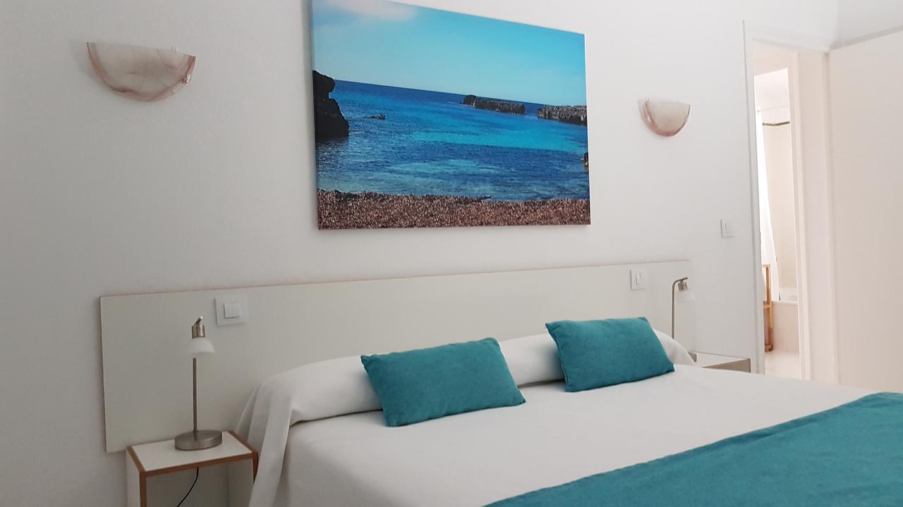 Apartaments California Cala'N Blanes (Menorca) Exterior foto